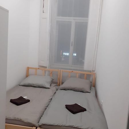 Fantomas*** City Center Apartments No2 3Bedroom + Living Room Szombathely Dış mekan fotoğraf